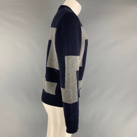 LOUIS VUITTON Size M Navy Grey Knitted Crew-Neck Sweater