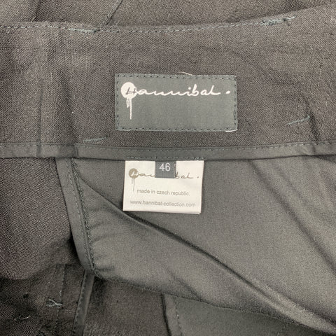 HANNIBAL Taille 30 Short en lin noir avec braguette boutonnée
