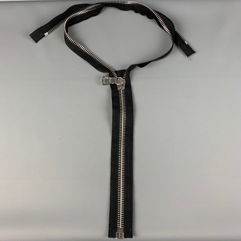 NO BRAND Black Silver Canvas Zipper Necklace