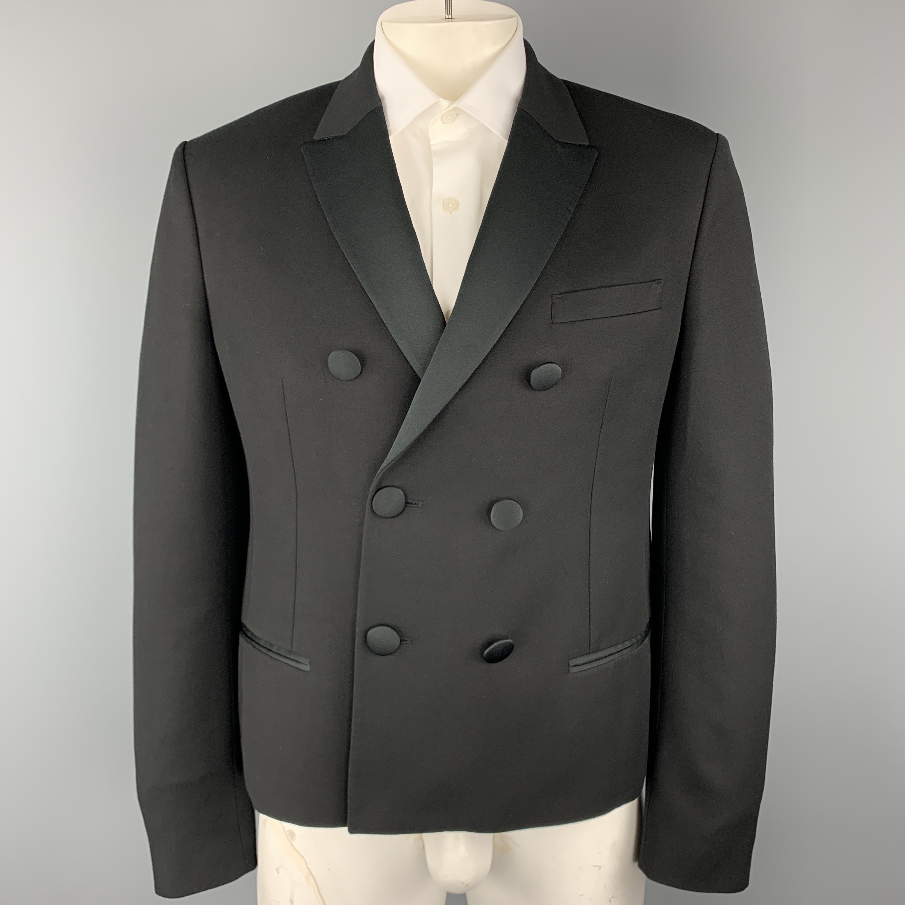 Neil Barrett – Sui Generis Designer Consignment