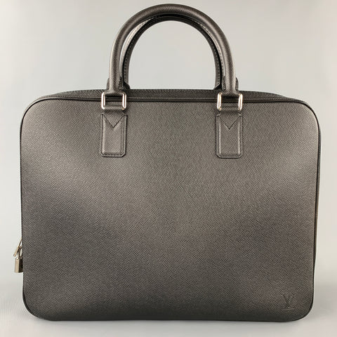LOUIS VUITTON Porte-documents Taiga Porte en cuir noir