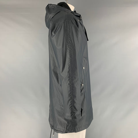 LOUIS VUITTON Taille 42 Manteau en coton enduit uni noir marine