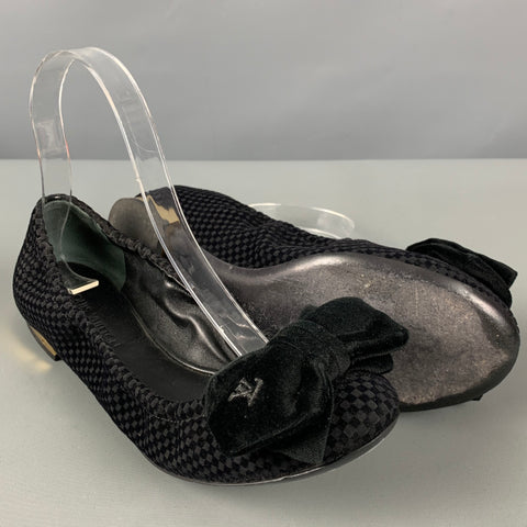 LOUIS VUITTON Talla 7 Bailarinas a cuadros de terciopelo negro