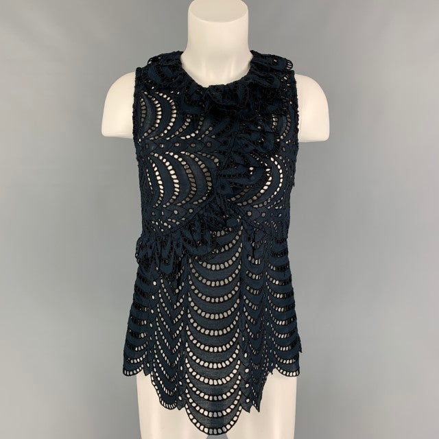 MARC by MARC JACOBS Size 2 Navy Cotton Eyelet Sleeveless Blouse
