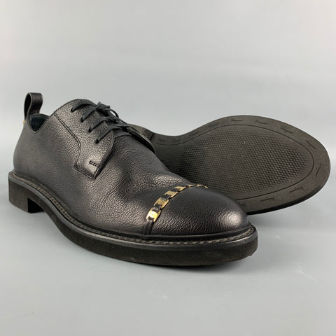 SALVATORE FERRAGAMO Talla 9 Cordones de punta de cuero negro