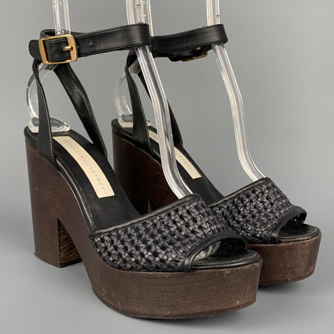 STELLA McCARTNEY Talla 6 Sandalias de piel sintética tejidas en negro y marrón