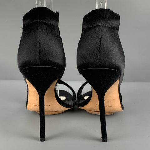 MANOLO BLAHNIK Talla 9 Sandalias con tira en T de satén negro