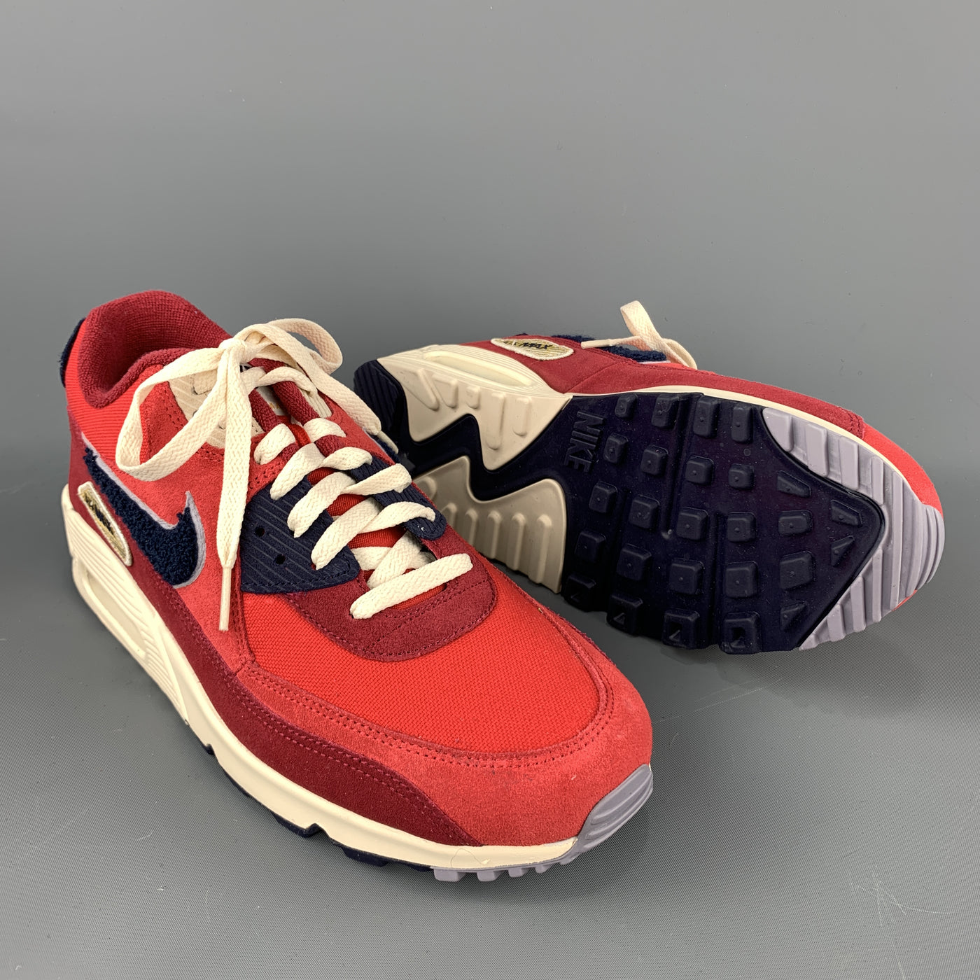 NIKE Size 11 Red & Navy Canvas Suede Trim Lace Up Sneakers