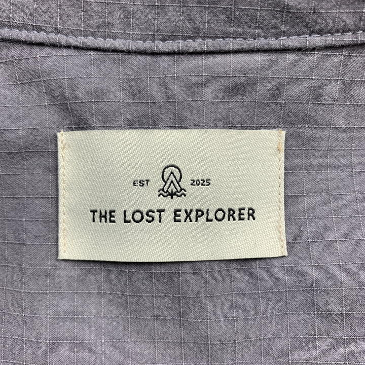 THE LOST EXPLORER Taille L Chemise à manches longues en coton biologique texturé gris