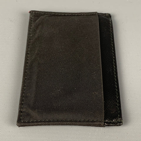 Porte-cartes en nylon et cuir bicolore noir PRADA