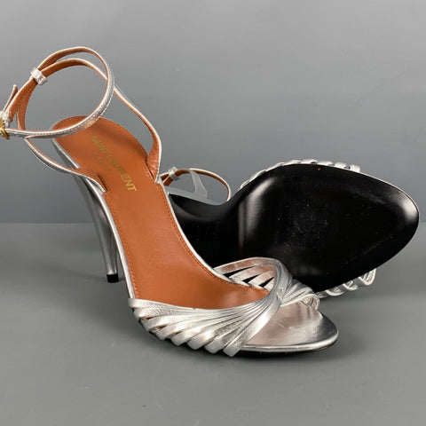 SAINT LAURENT Sandales à bride de cheville en cuir argenté taille 7,5