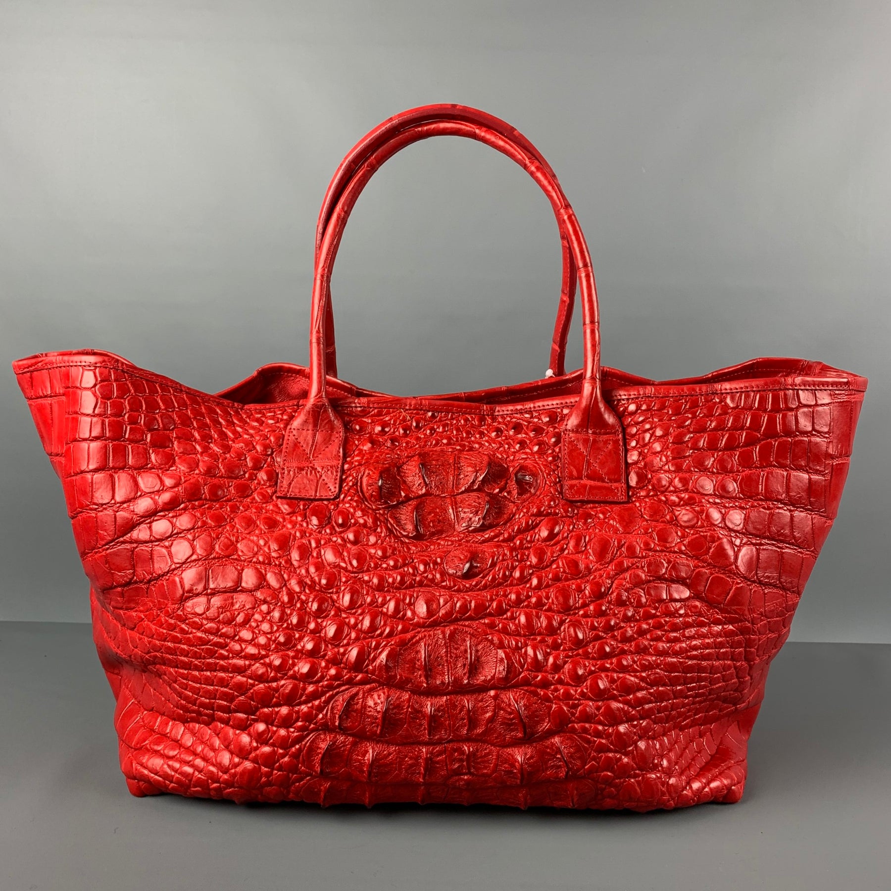 GENUINE CROCODILE SKIN Burgundy Crocodile Tote Handbag – Sui Generis  Designer Consignment