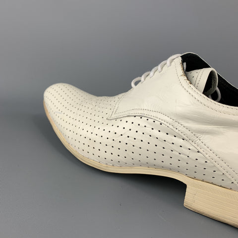 N.D.C. Size 10 White Perforated Patent LeatherPointed Toe Dress Shoes