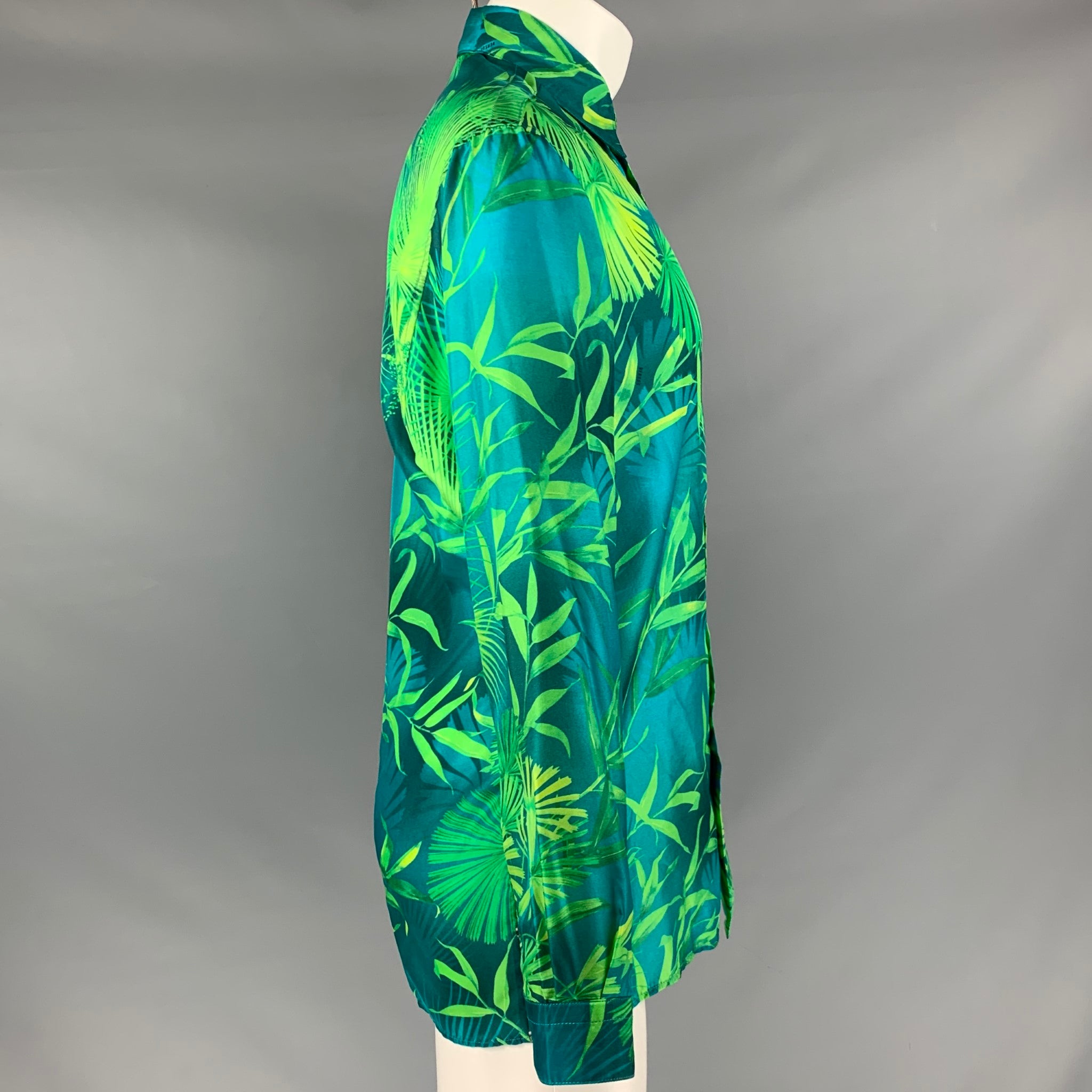 VERSUS by GIANNI VERSACE Size 36 Blue Green Leaves Silk Long VERSUS by GIANNI VERSACE Size 36 Blue Green Leaves Silk Long