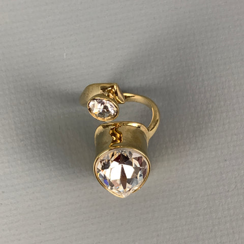 ON AURA TOUT VU PARIS Yellow Tone Metal Crystal Fingernail Ring