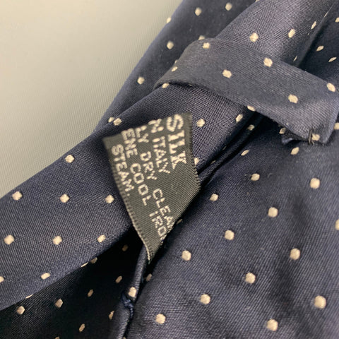 BARNEY'S NEW YORK Cravate en soie à pois blanc marine