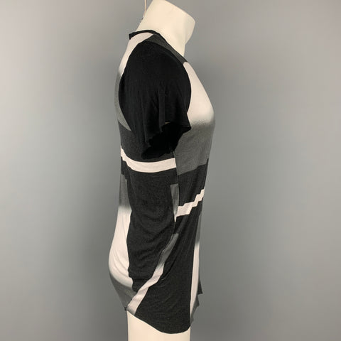 JULIUS_7 2014 Size M Black & Grey Color Block Rayon Blend Short Sleeve T-shirt