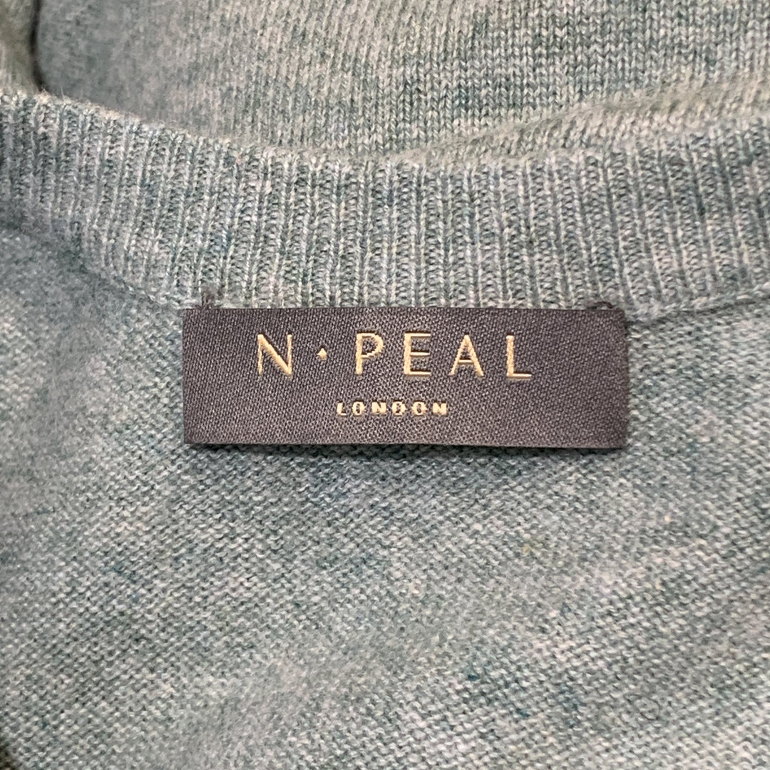 N. PEAL Size L Pistachio Knitted Cashmere V-Neck Pullover Sweater