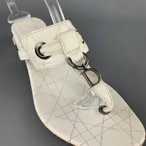 CHRISTIAN DIOR Talla 10 Sandalias tipo mula con tira en forma de D de cuero Cannage blanco
