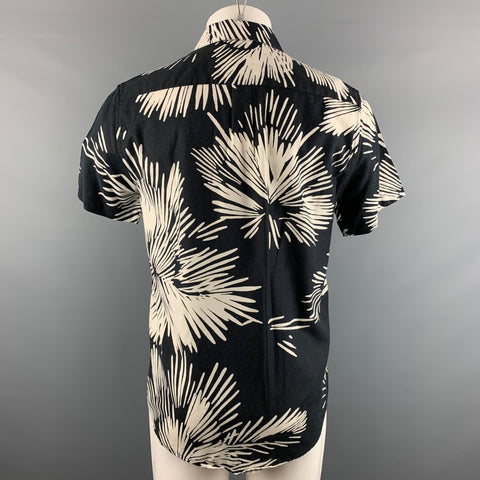 SAMSOE & SAMSOE Size M Black White Abstrack floral Cotton Short Sleeve Shirt