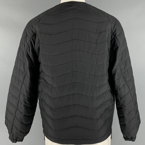 UNAFFECTED Taille M Veste pull en nylon noir