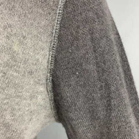 AUTUMN  CASHMERE Size M Grey Ombre Cashmere V-Neck Pullover