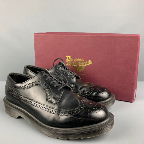 DR. MARTENS Size 8 Black Perforated Leather Wingtip Lace Up Shoes