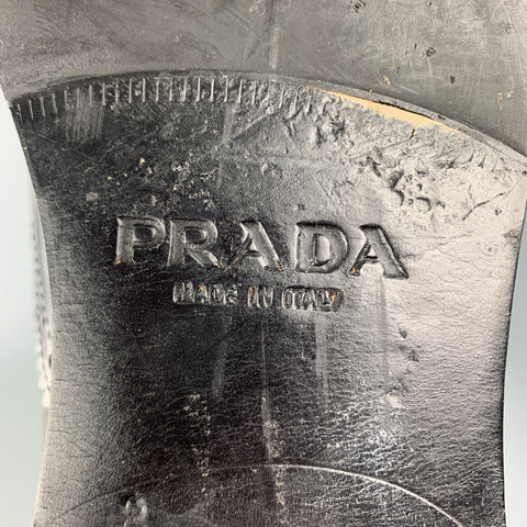 PRADA Taille 9 Chaussures à lacets en cuir perforé noir à bout d'aile texturé