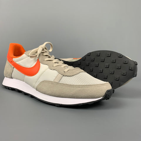 Zapatillas bajas de ante mixtas en gris claro y naranja talla 9,5 de NIKE