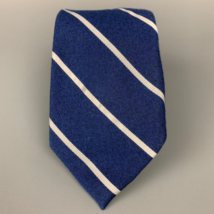 CROFT &amp; BARROW Cravate en mélange de coton à rayures diagonales bleu marine et blanc