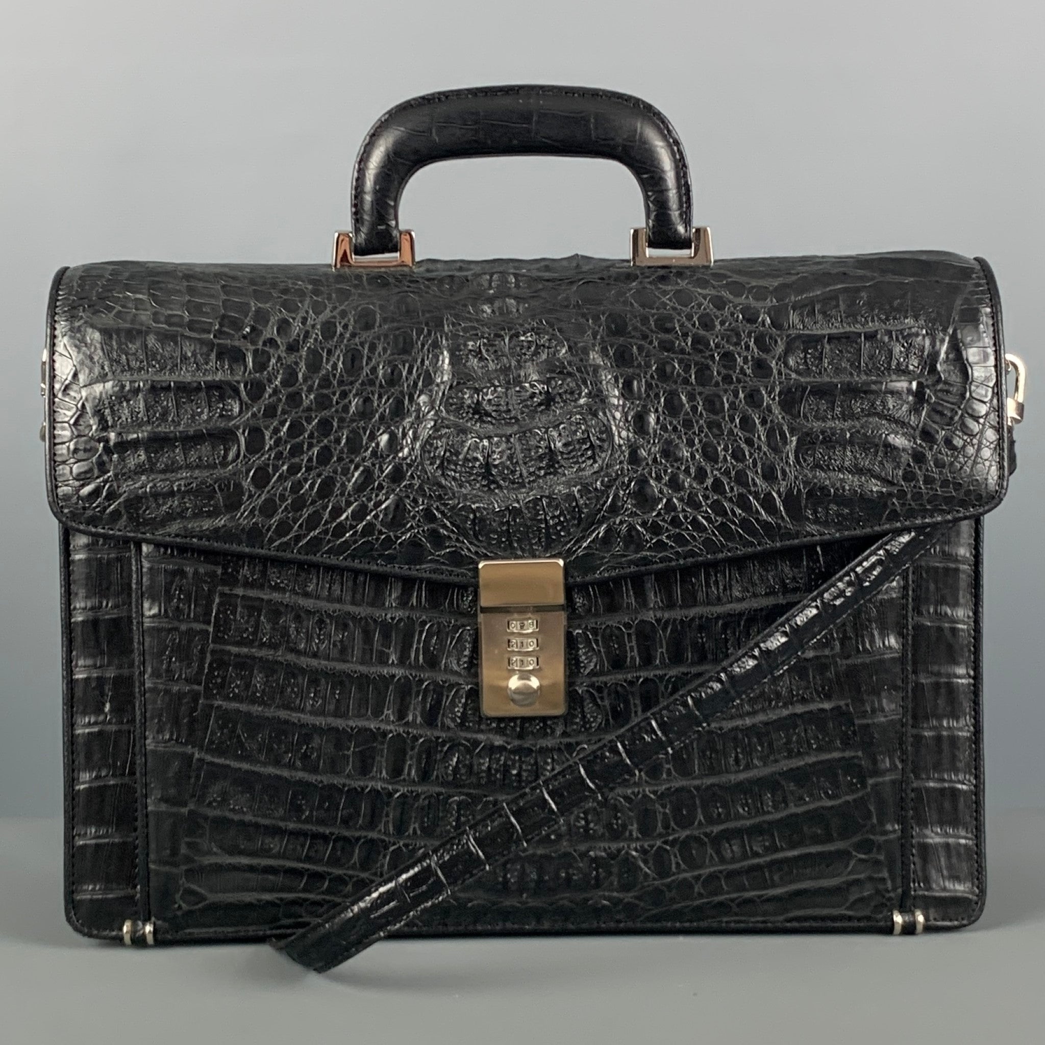 Brucegao - Luxury Alligator Briefcase Laptop Shoulder Handbag Business Bag  for Men https://www.crocodile-bag .com/product/alligator-briefcase-laptop-shoulder-bag-business-bag | Facebook