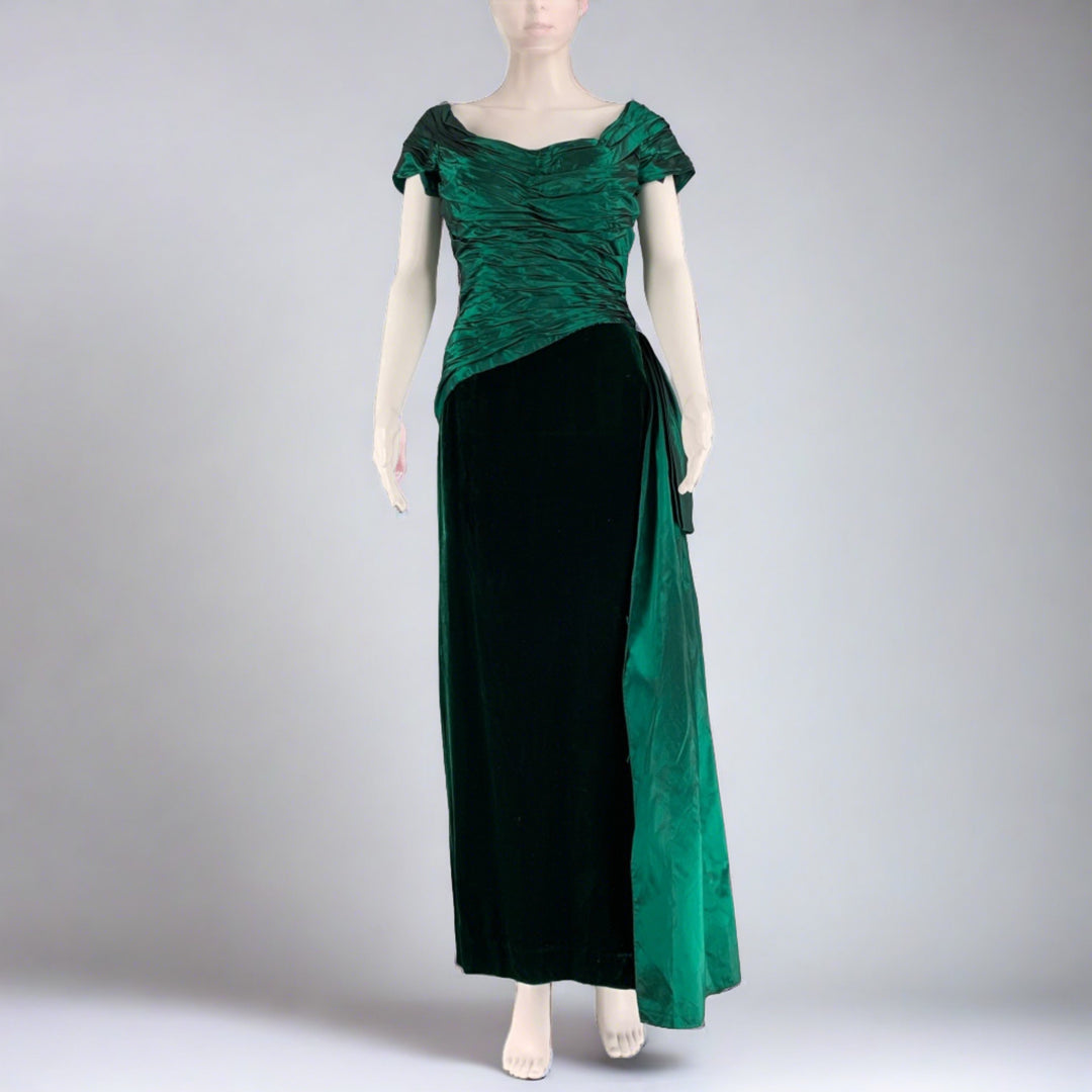 BELLVILLE SASSOON Size 8 Green Taffeta Ruched Cap Sleeves Long Gown