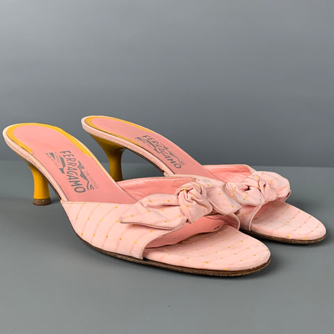 SALVATORE FERRAGAMO Talla 9 Sandalias de tacón de gatito amarillo de cuero rosa