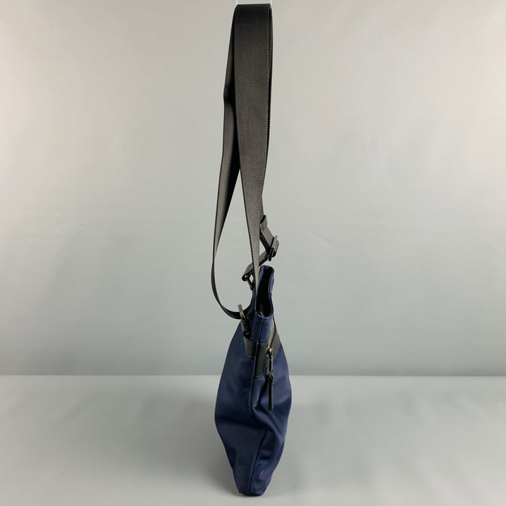 MICHAEL KORS Navy Black Leather Nylon Cross Body Bag