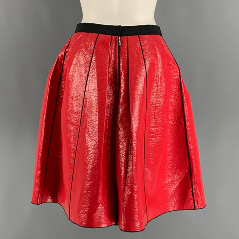 MARC JACOBS Falda acampanada lisa de algodón revestido en rojo y negro talla 2