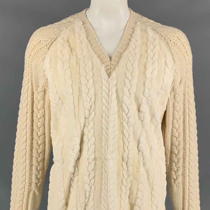 BURBERRY PRORSUM Fall Winter 2011 Size XL Cream Cable Knit Wool / Cashmere V-Neck Sweater