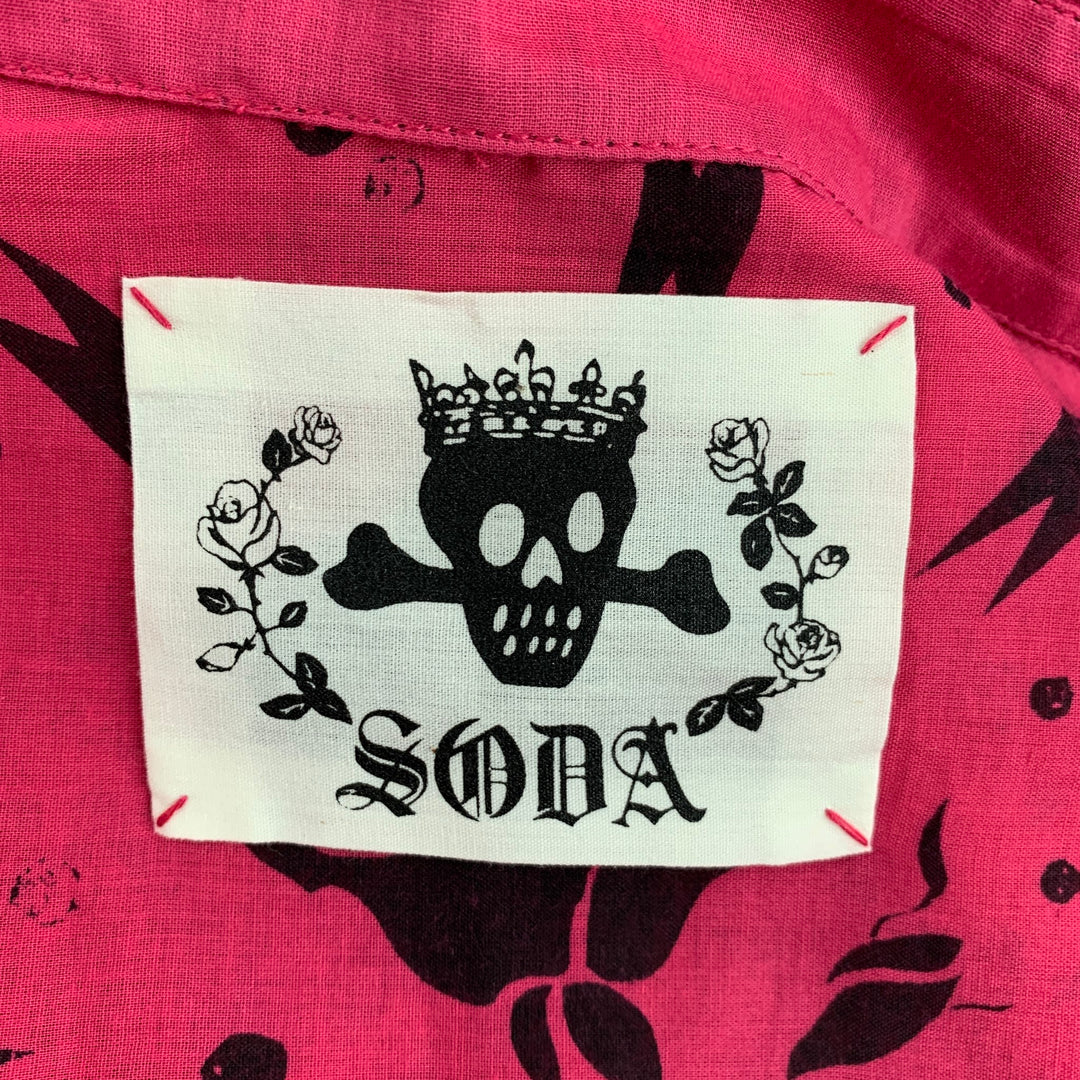 SODA Size M Fuchsia Black Skulls Long Sleeve Shirt