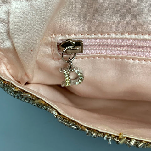 Bolso clutch de seda con cuentas plateadas de edición limitada DIOR vintage