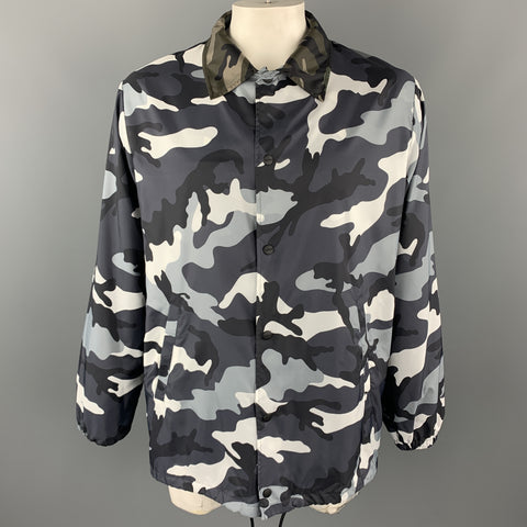 VALENTINO Chest Size XL Size XL Black & Grey Camouflage Polyamide Snaps Jacket