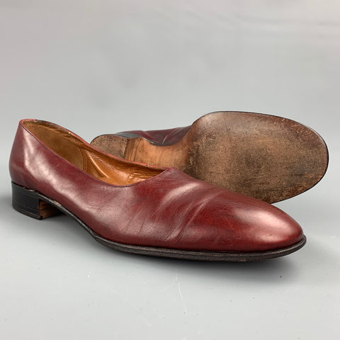 WALTER NEWBERGER for WILKES BASHFORD Size 10 Burgundy Leather Opera Pumps
