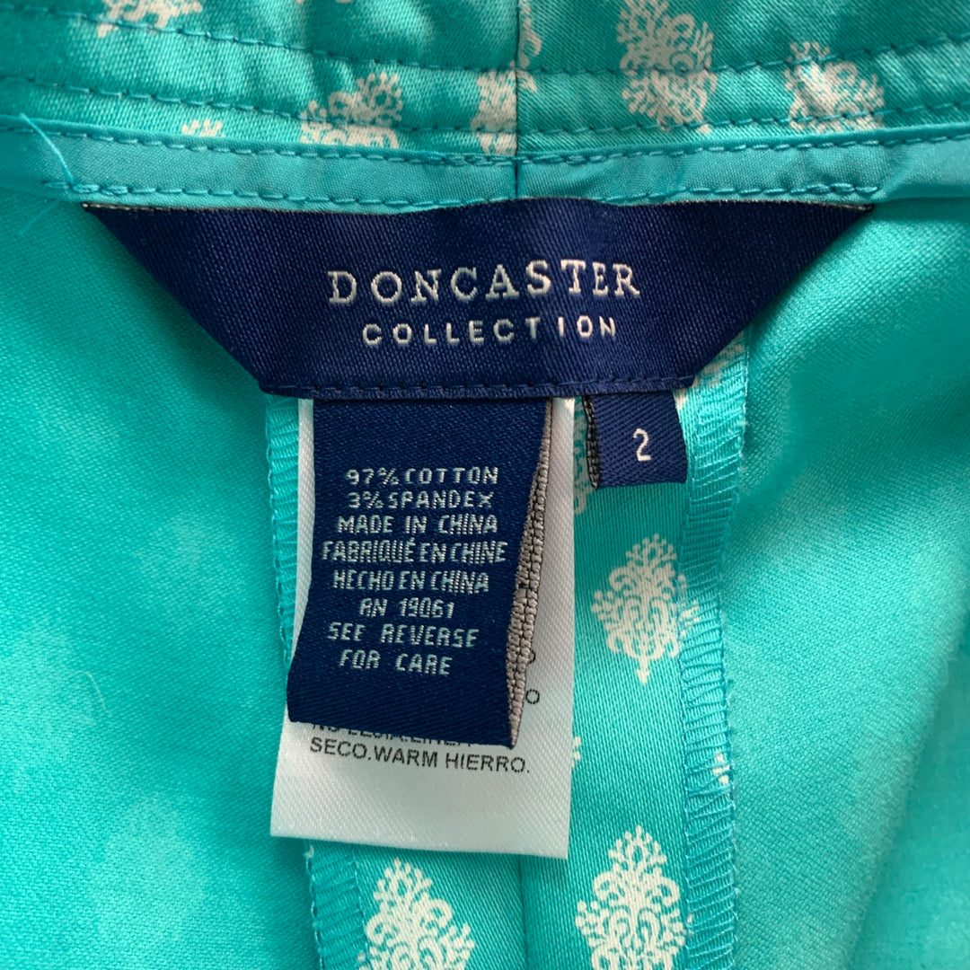 DONCASTER SIGNATURE Size 2 Blue & White Tapestry Cropped Cotton Dress Pants