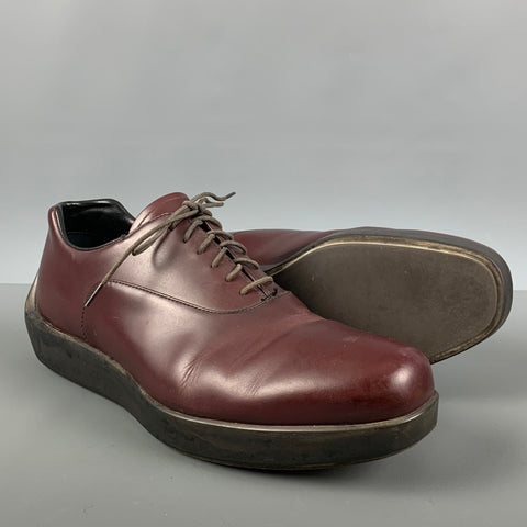 PRADA Taille 9,5 Chaussures à lacets à plateforme en cuir bordeaux
