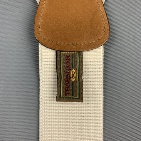 Tirantes con ribete de cuero de seda beige con estampado de tenis TRAFALGAR
