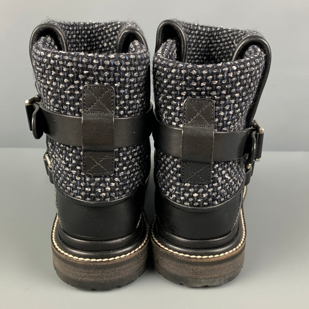 CHANEL Taille 7,5 Bottes à enfiler en tweed gris noir avec matériaux mélangés
