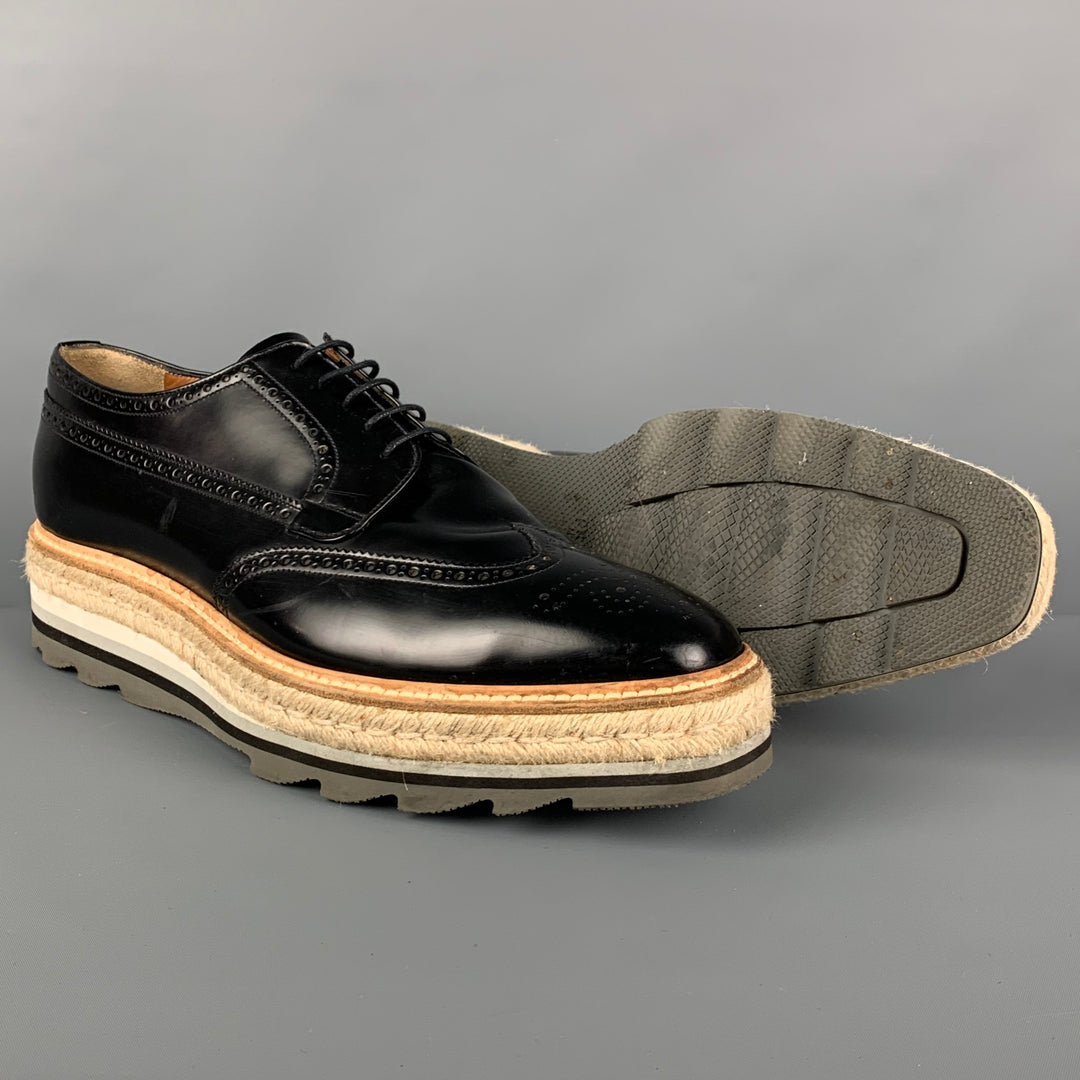 PRADA Taille 11.5 Chaussures à lacets en cuir perforé noir Wingtip