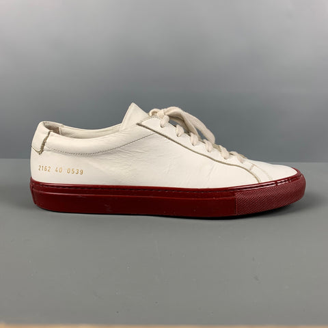 COMMON PROJECTS Size 7 White Sneakers