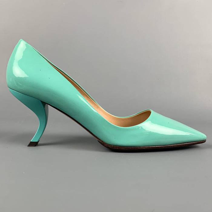 ROGER VIVIER Size 6 Mint Patent Leather Curved Heel Pumps