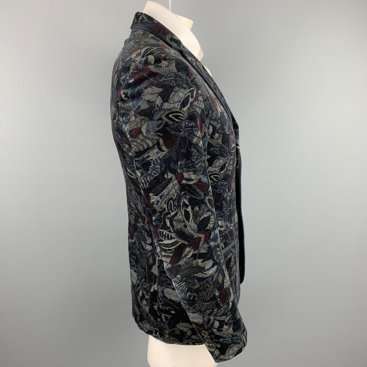 SALVATORE FERRAGAMO Size 42 Black & Grey Feather Print Velvet Sport Coat