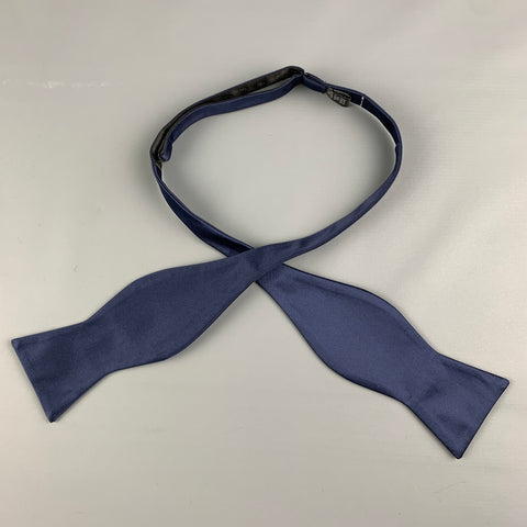 CUSTOM MADE Navy Solid Bow Tie