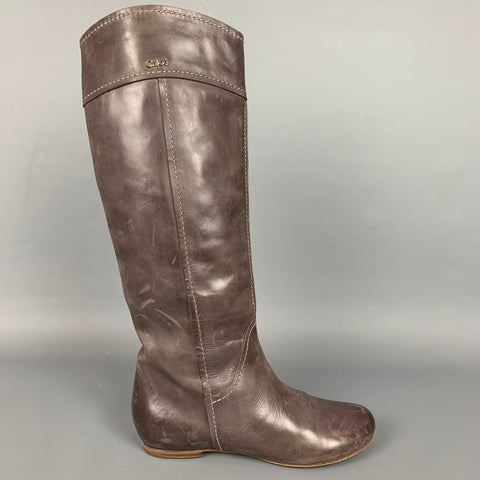 CHLOE Talla 8.5 Botas Julie hasta la rodilla con puntadas en contraste de cuero marrón